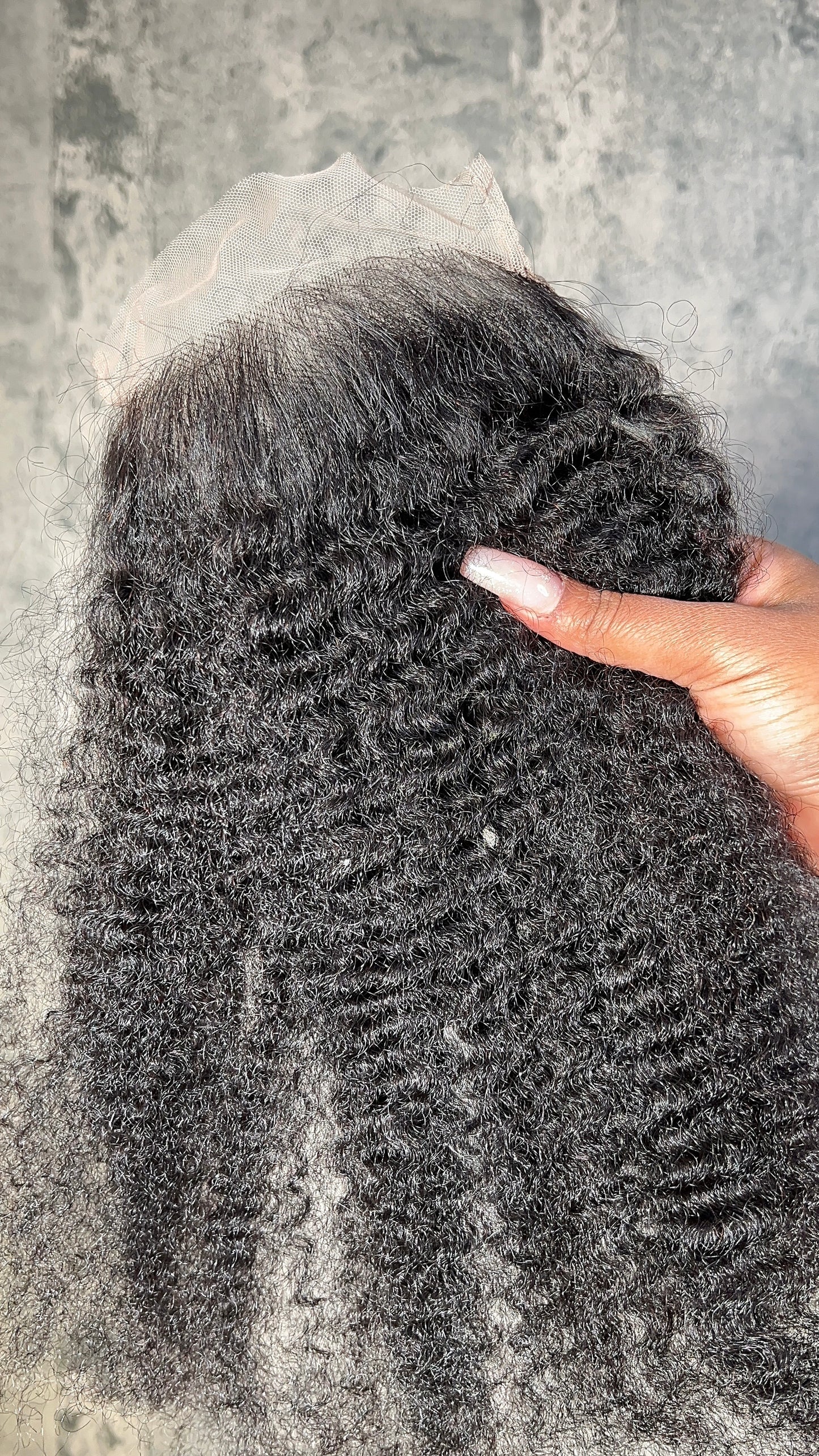 Kinky Curly Closures